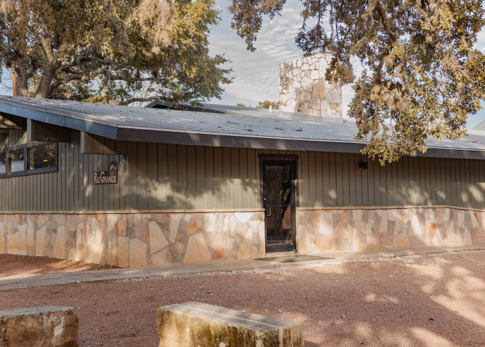 CampEagle_TallRoom_700x500